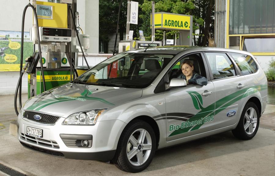  Ford Focus Wagon 2005 года  (фото 30 из 40)